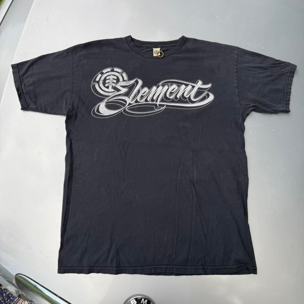 Y2K Grunge Element black and white skate tee skateculture